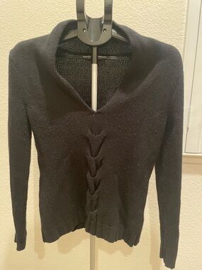 Banana Republic Black V-Neck Cable-Front Women's Sweater